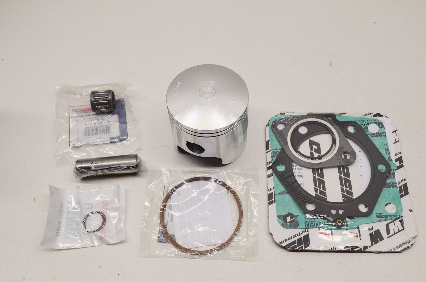 New Wiseco Top End Kit 74.5mm 94-00 Polaris ATV 300