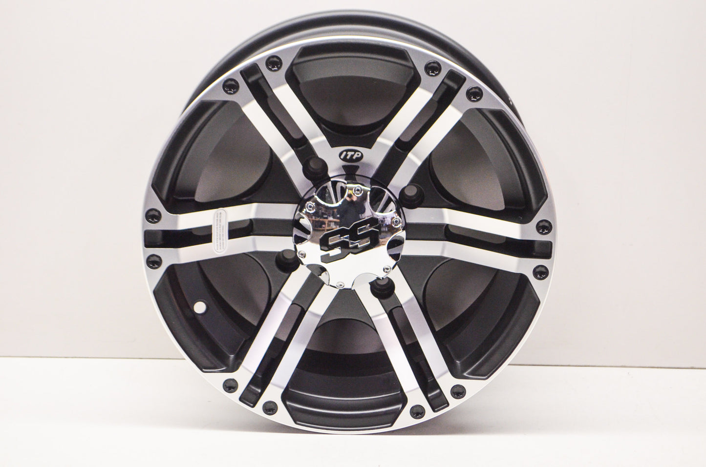 ITP 1428382404B, 1428380404(14SS310) 14x6 Alloy SS212 Wheel NOS