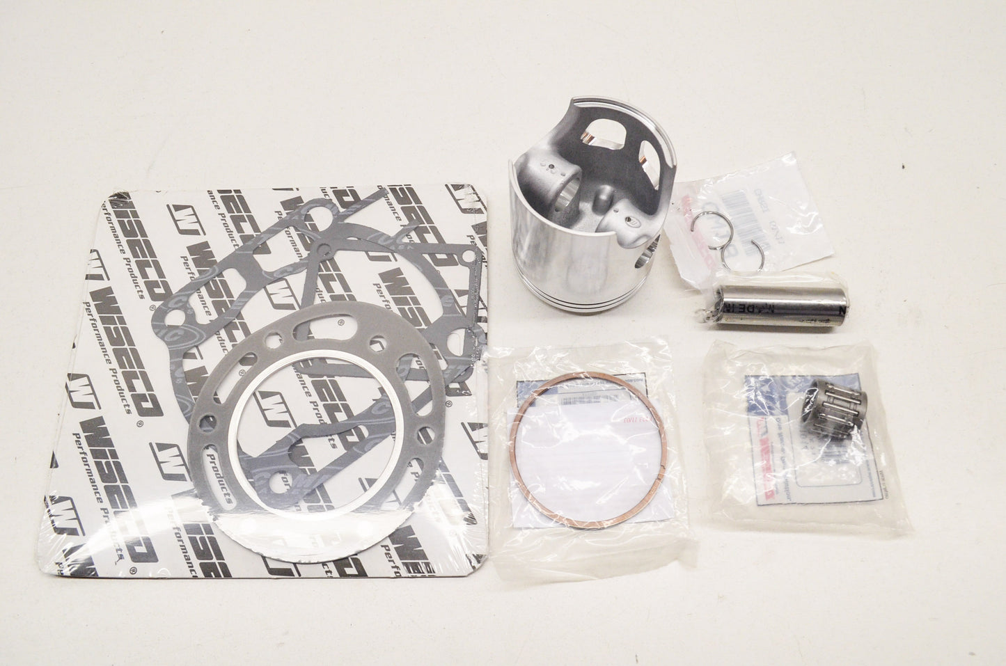 Wiseco PK1782 Top End Kit 69mm Yamaha Tri Z 250 NOS