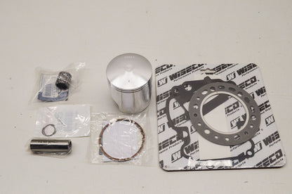 New Wiseco Top End Kit 70mm 85-86 Suzuki LT250
