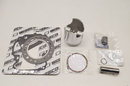 New Wiseco Top End Kit 70mm 85-86 Suzuki LT250