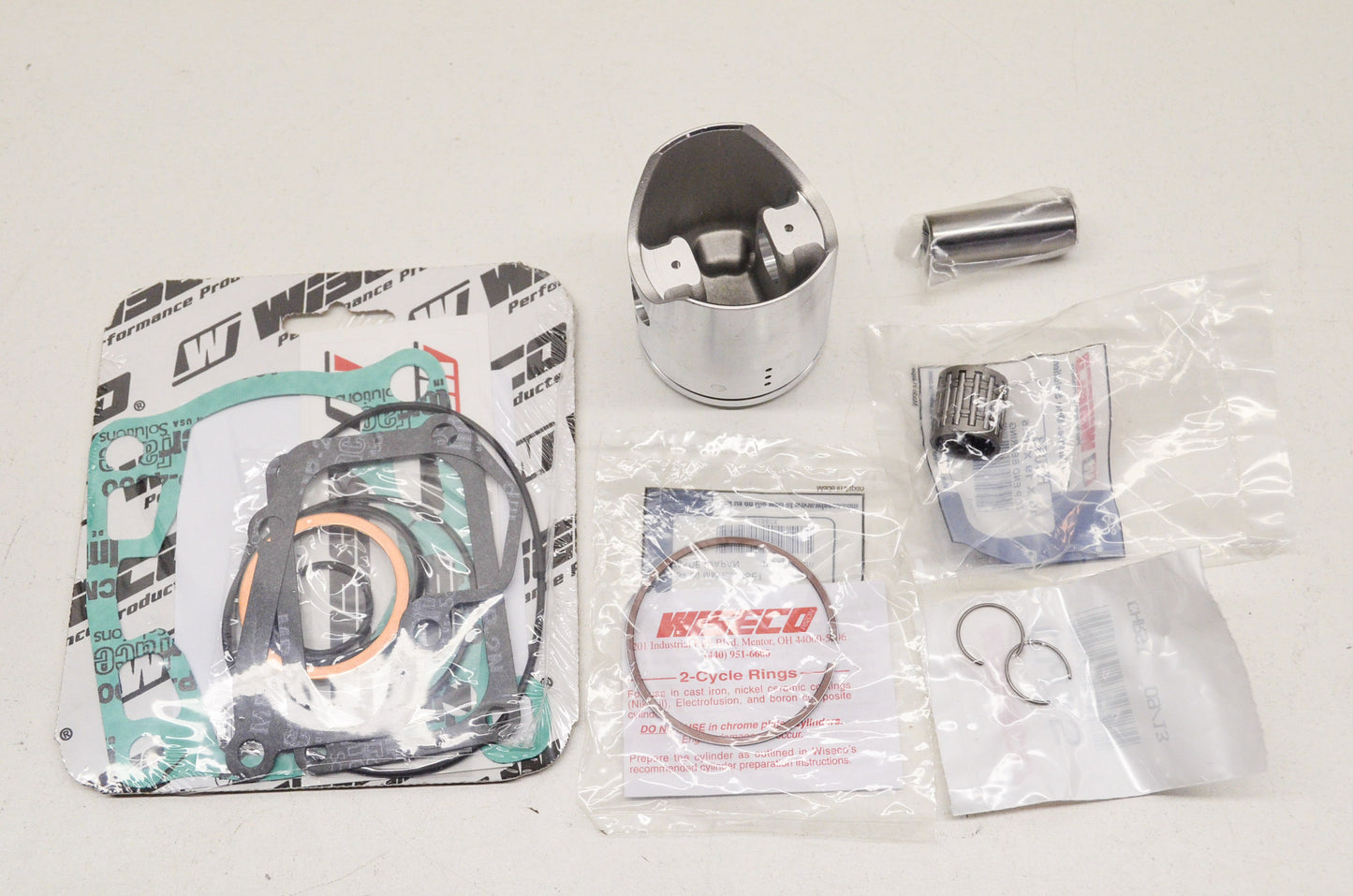 New Wiseco Forged Piston Kit 54mm 97-99 Suzuki RM125