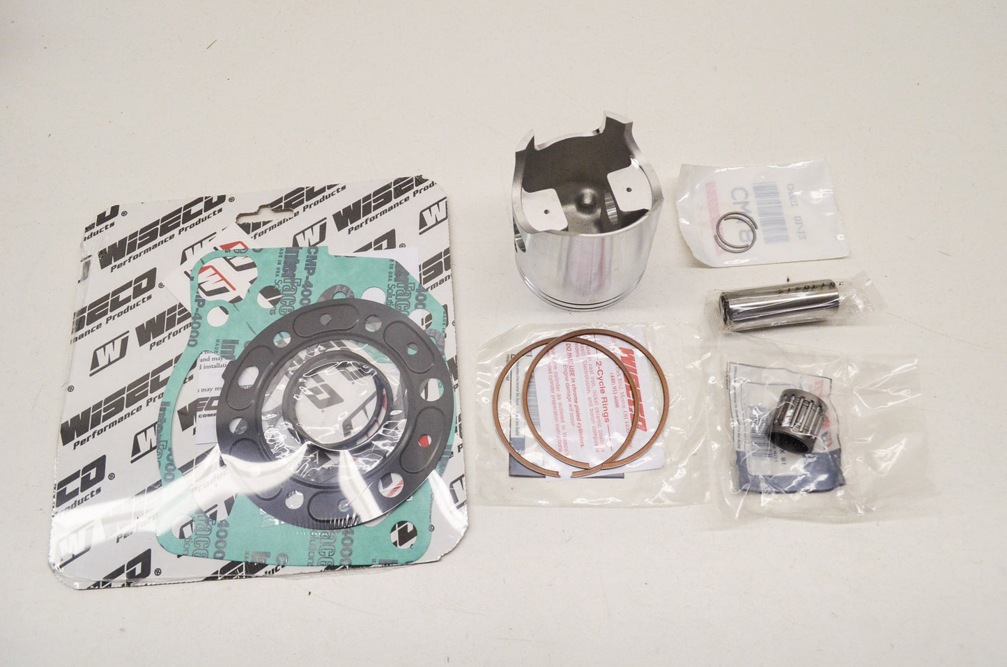 New Wiseco Forged Piston Kit 67mm 97-01 Honda CR250