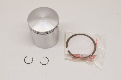 Piston 64mm NOS