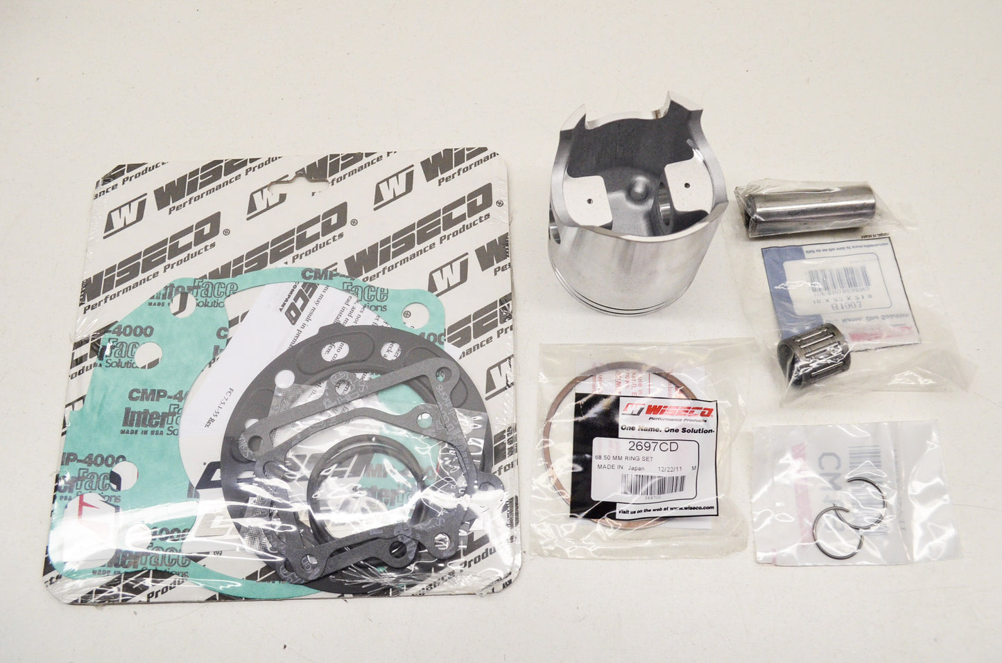 New Wiseco Forged Piston Kit 68.5mm 97-01 Honda CR250