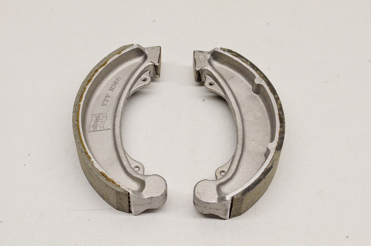EBC EBC308, 7605-008, 308 Brake Shoes Qty 2 NOS