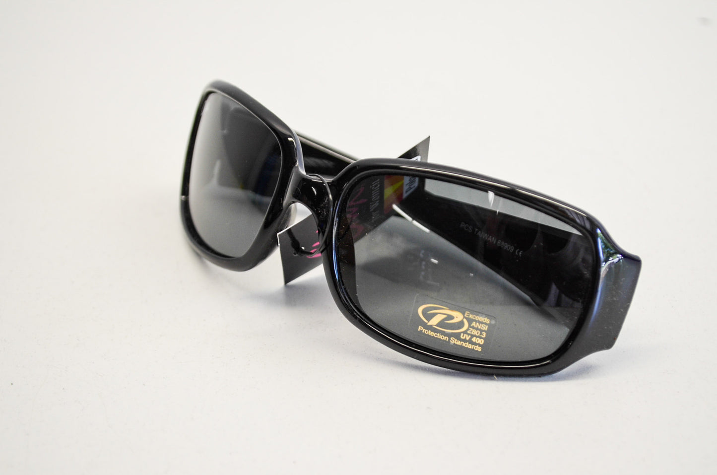 New PCS Chix Starlight Black Polarized Sunglasses UV 400 NOS