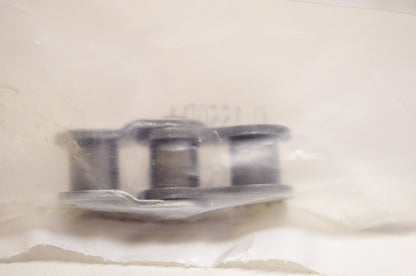 New Diamond Chain Co. Offset Link 530 NOS