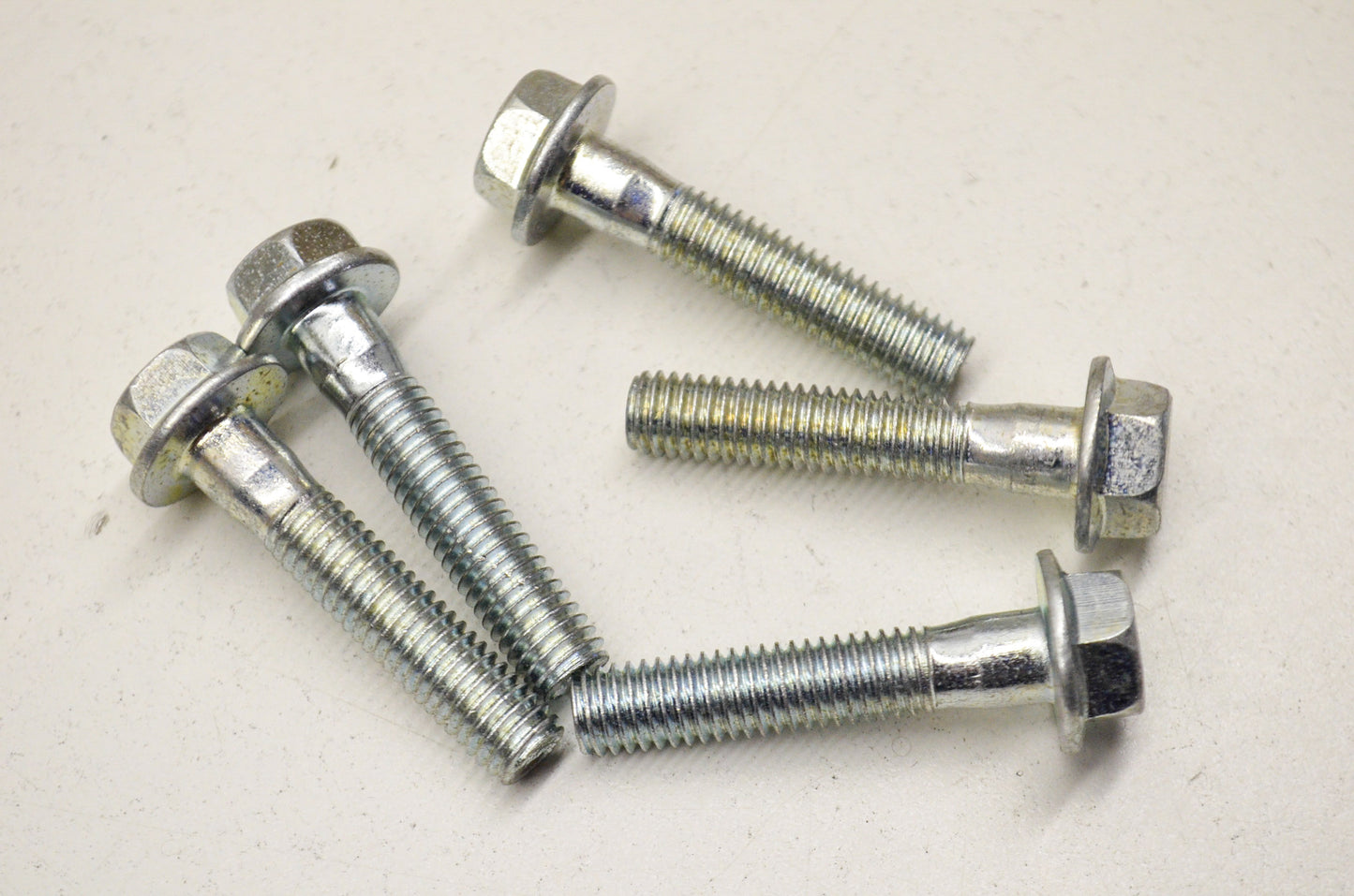 KK 3500-006, 36-18706 Flange Head Bolts 8x40 Qty 5 NOS