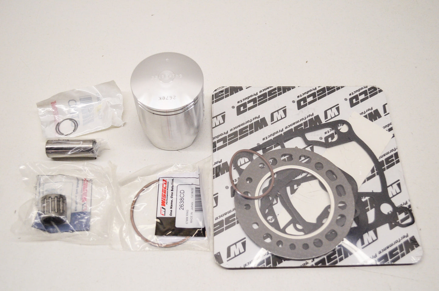 New Wiseco Top End Kit 67mm 93-99 Suzuki RM250