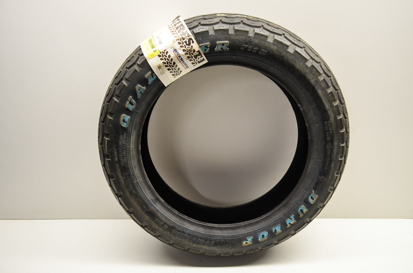 New OEM Dunlop Kawasaki Qualifier 130/90B16 NOS