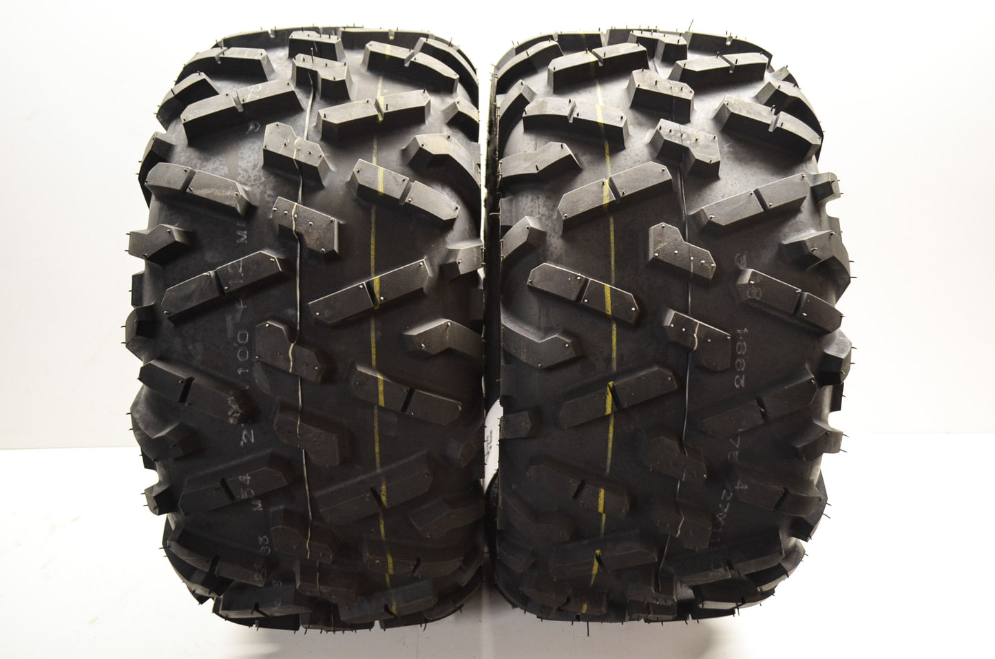 New OEM Maxxis Big Horn 2.0 27X11R12 Qty 2 NOS