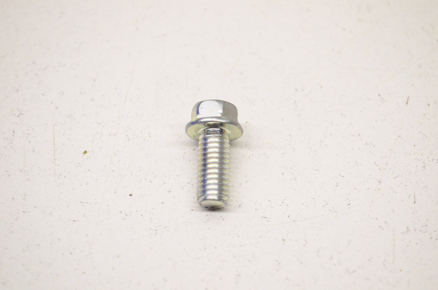 OEM Honda 96001-0601400 Flange Bolt 6X40 NOS