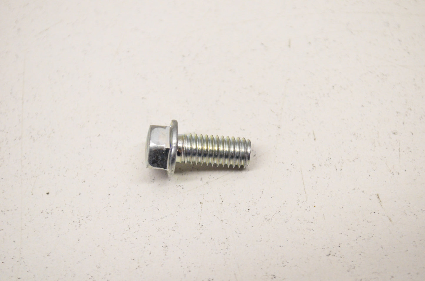 OEM Honda 96001-0601400 Flange Bolt 6X40 NOS