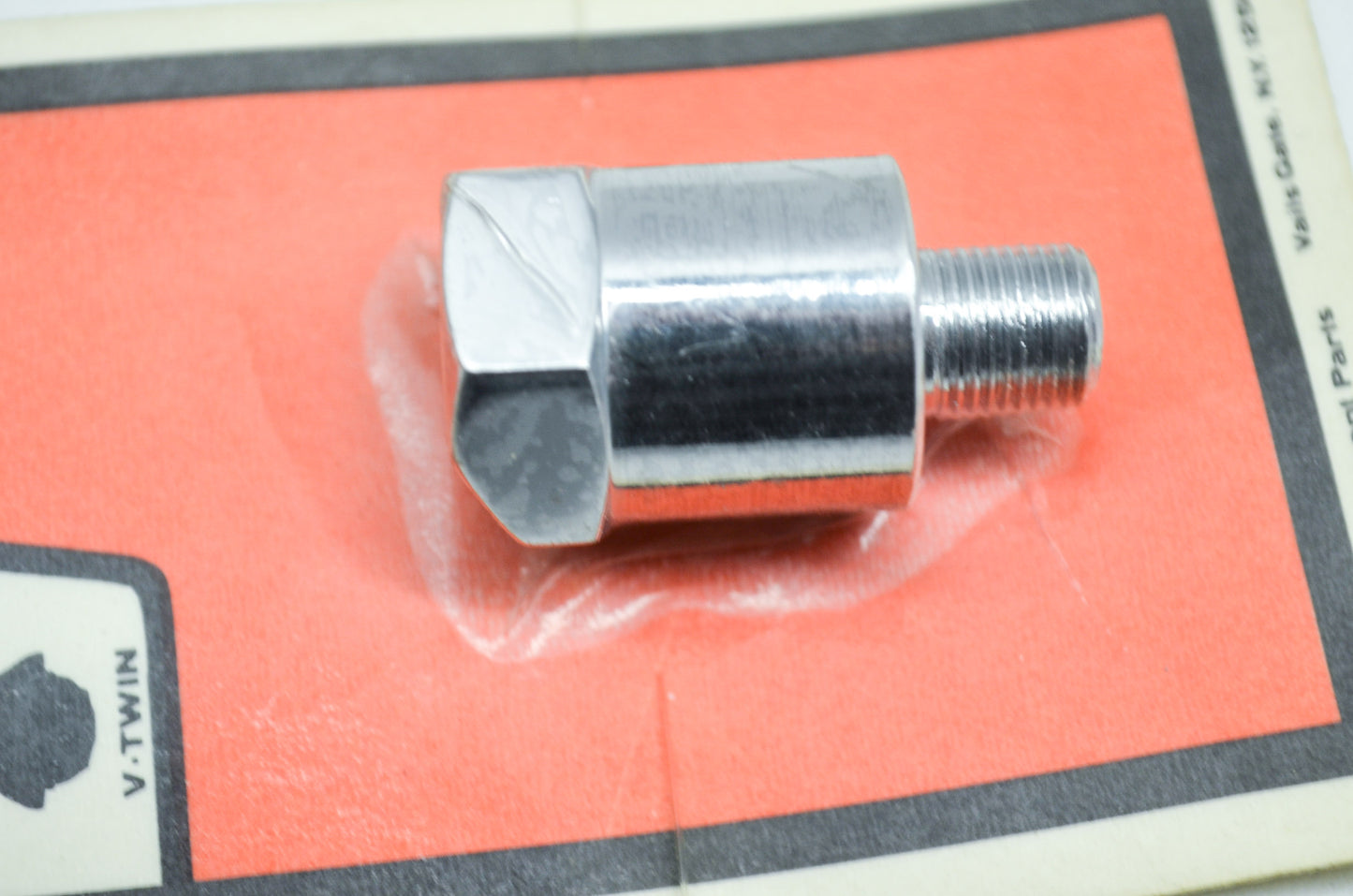 New V-Twin Oil pressure Gauge Fitting Chrome NOS