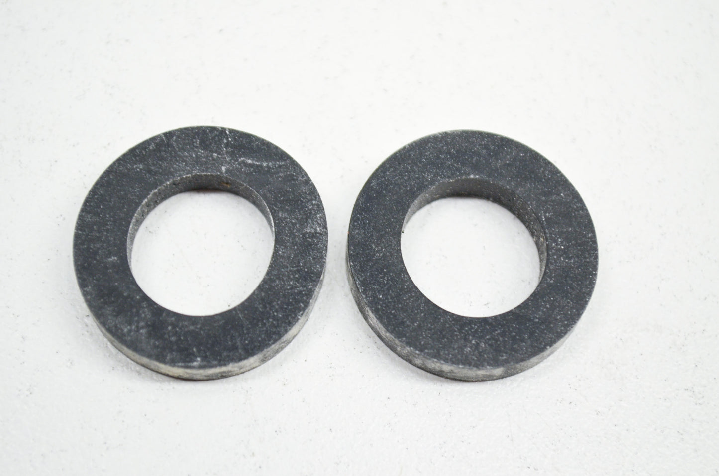 New V-Twin Oil Seal Qty 2 NOS