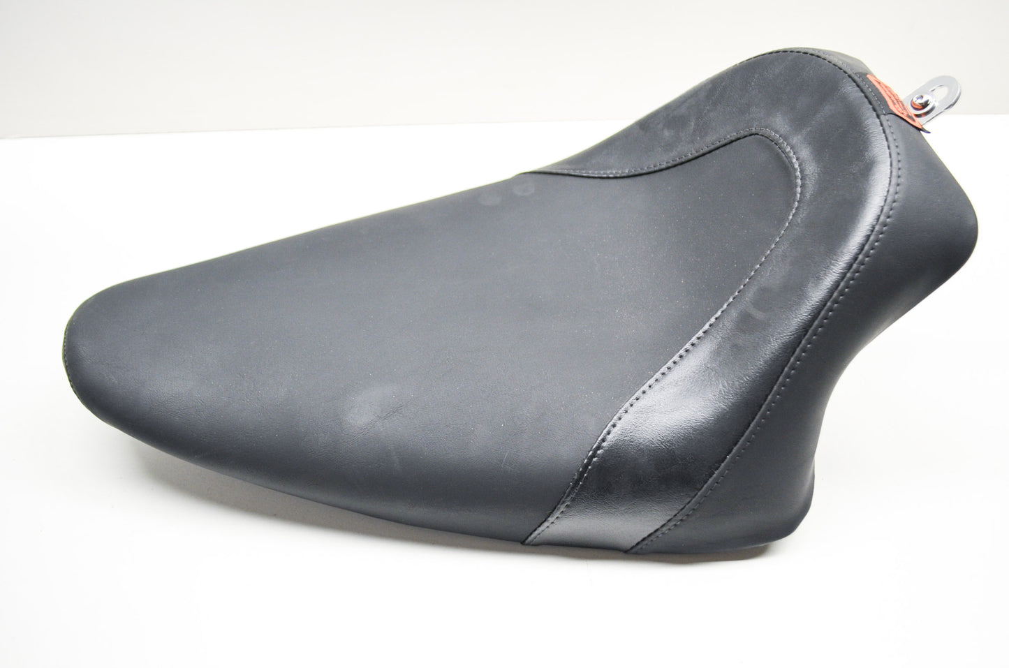 Custom Chrome Saddleman Custom Strached Seat