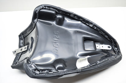 Custom Chrome Saddleman Custom Strached Seat