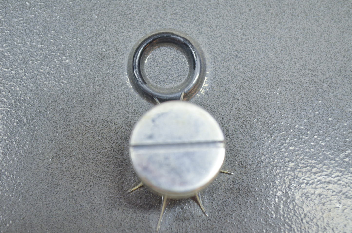 V-Twin Colony 9876-2, 657 Oil Screen Plug Chrome 70-80 Big Twin NOS