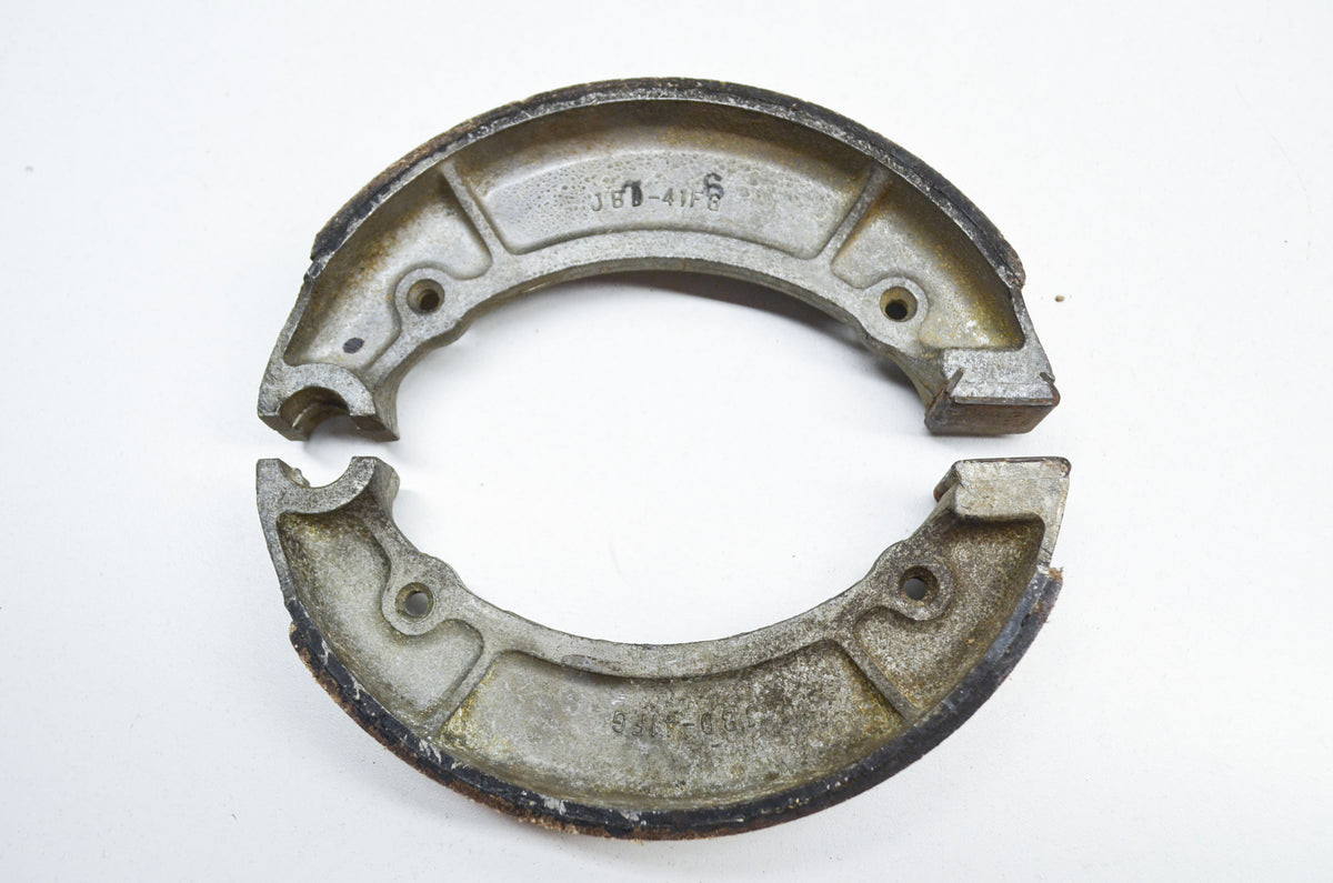 OEM Yamaha 152-25131-00-00 Brake Shoe Left/Right 72-82 DS7 XS250 XS400 QTY 2 NOS