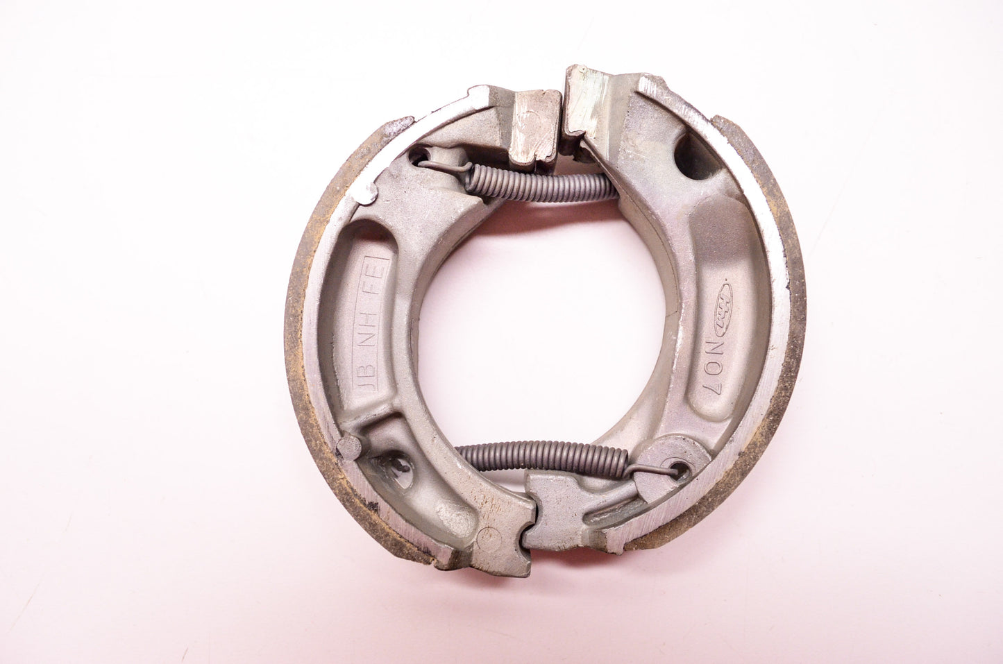 OEM Honda 06450-121-730 Brake Shoe Set Qty 2 NOS