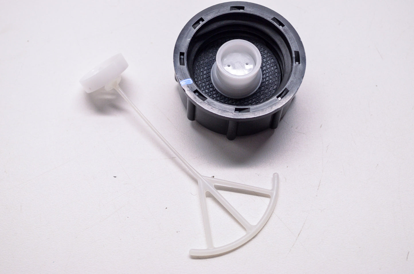 New OEM Honda Fuel Tank Cap Assembly NOS