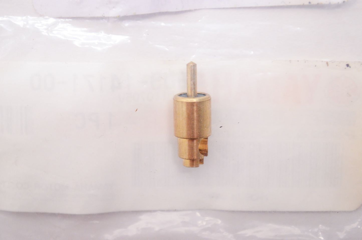 OEM Yamaha 8U9-14171-00-00 Starter Plunger NOS