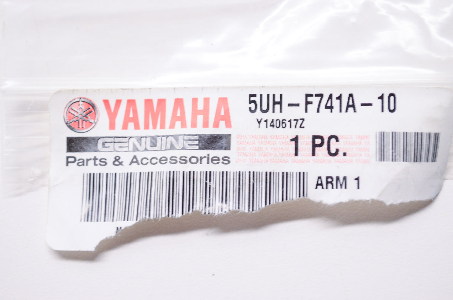 OEM Yamaha 5UH-F741A-10-00 Arm 1 NOS