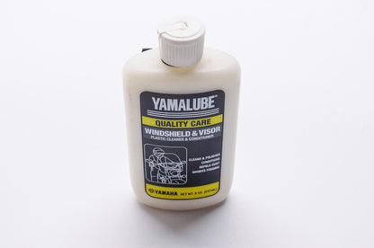 New OEM Yamaha Yamalube Windshield & Visor Plastic Cleaner 8 oz 237 ml NOS