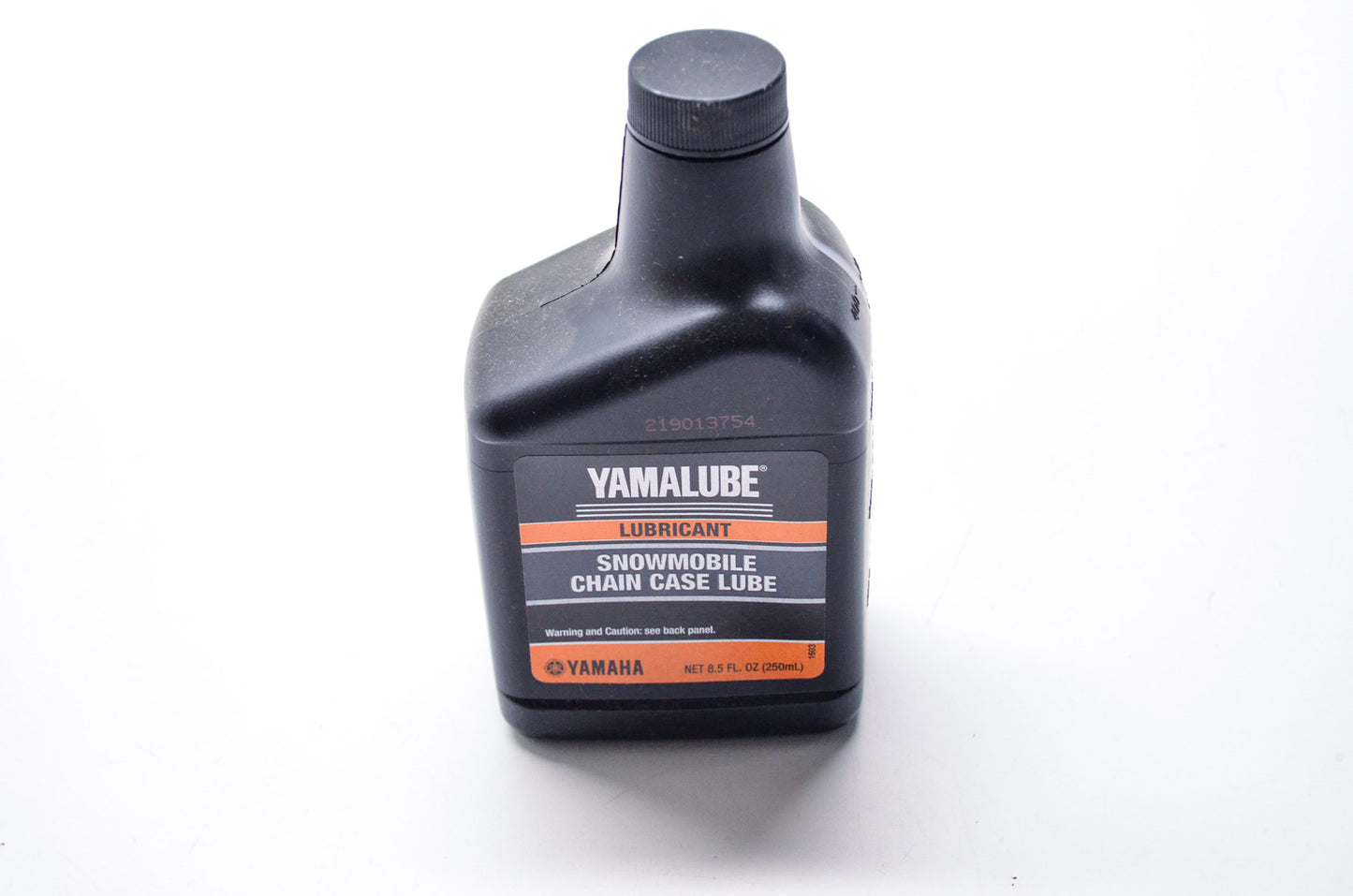 OEM Yamaha ACC-CHNCS-LU-BE Chain Case Lube 8oz NOS
