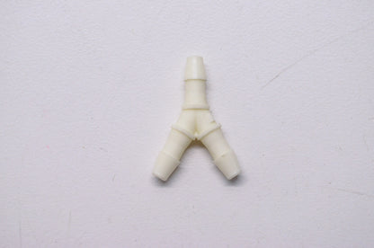 New Aftermarket Y Plastic Fuel Fitting 1/8' NOS