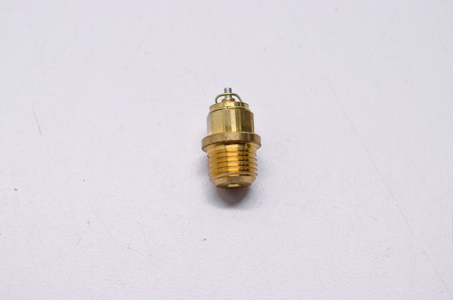 New Aftermarket Needle & Seat Assembly VM28/511 NOS