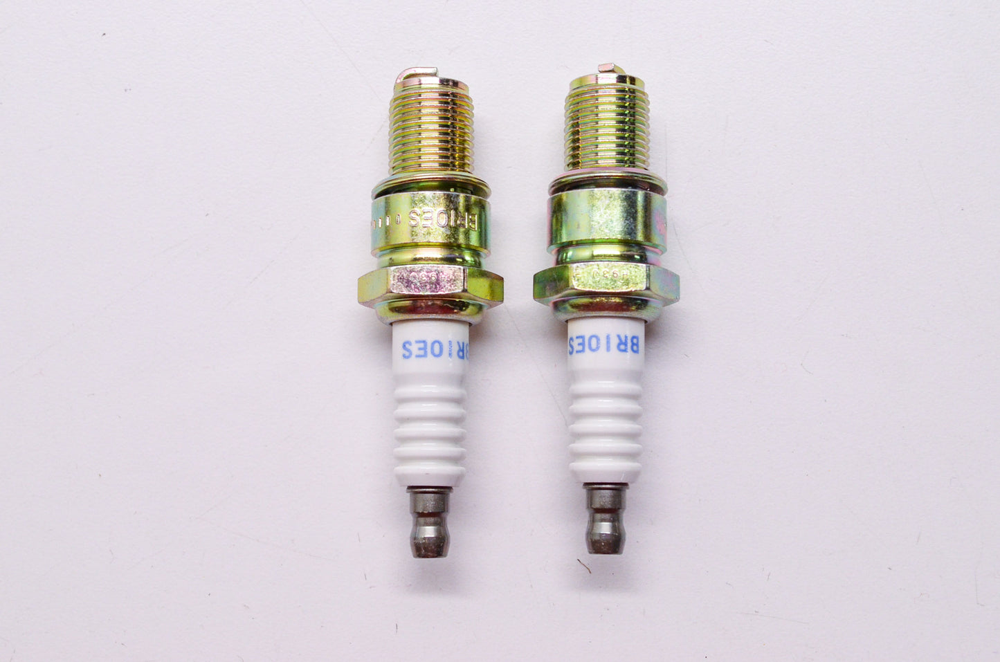NGK BR10ES, 4684, 0217-634 Resistor Spark Plug Qty 2 NOS