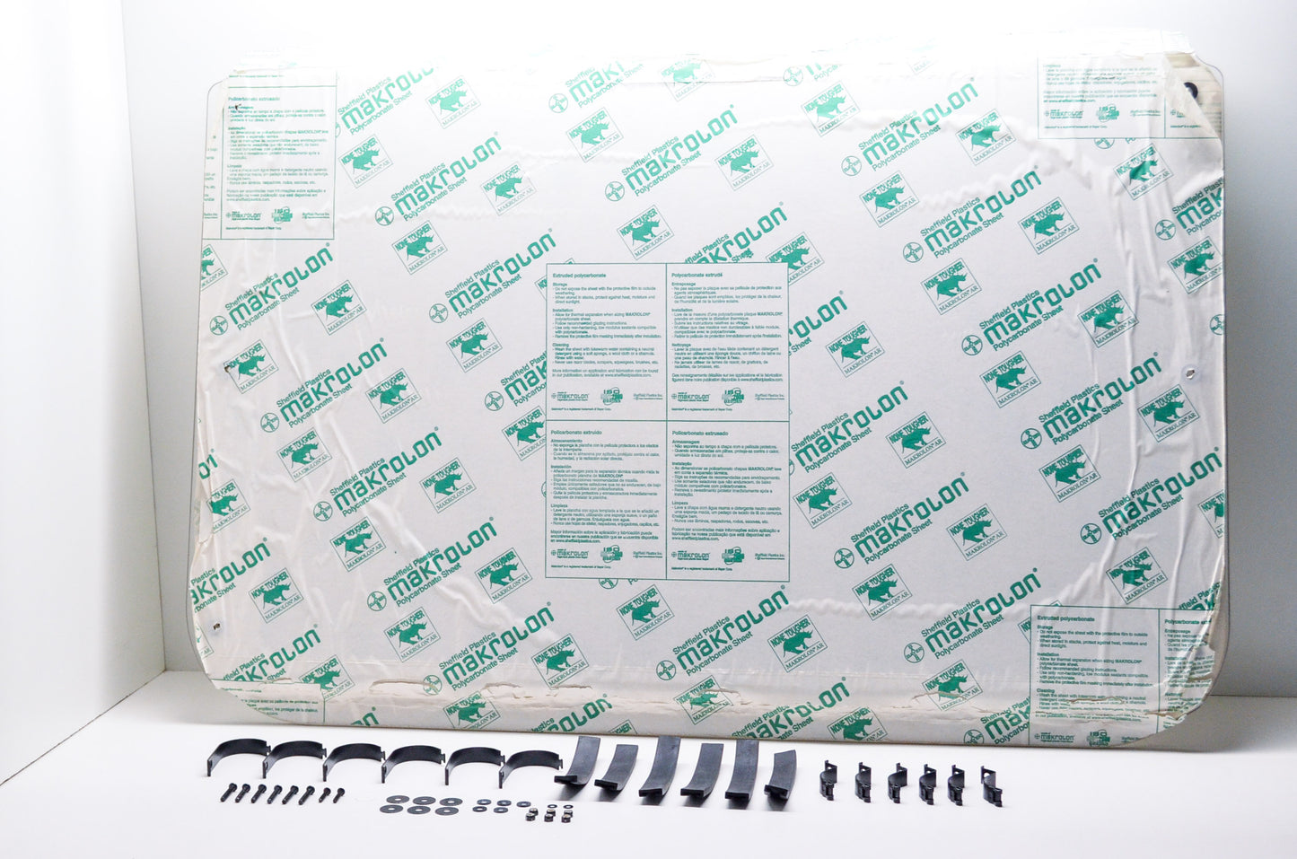 OEM Kawasaki TX750-048 Full Windshield NOS