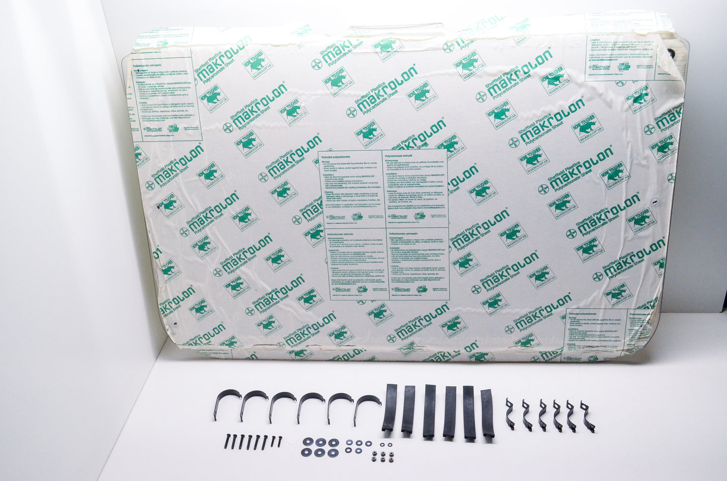 OEM Kawasaki TX750-048 Full Windshield NOS