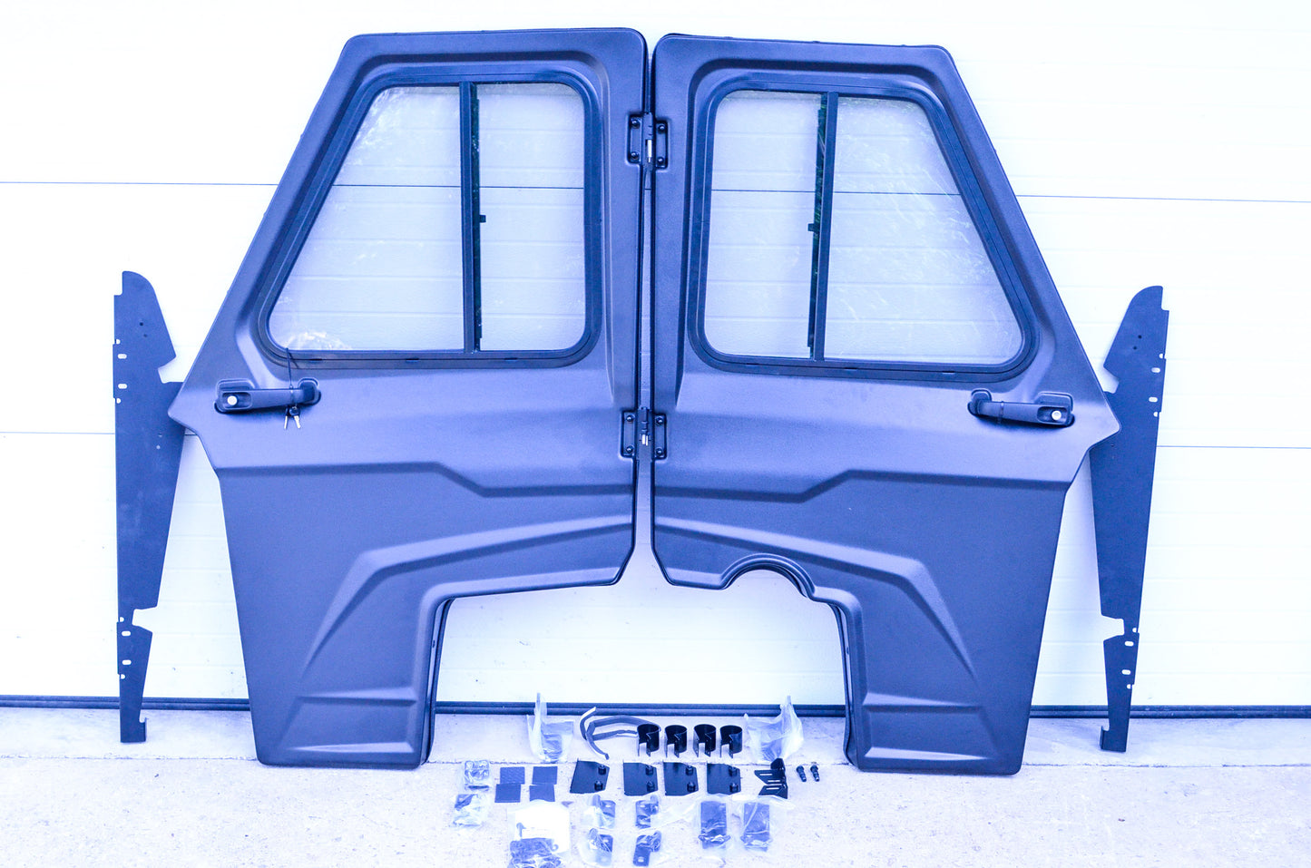 New OEM Polaris L&R Poly Door Kit Mid Size Ranger NOS
