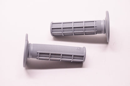 New Renthal Grip Tech Original Motocross Diamond Waffle Soft Compound Grey Grips