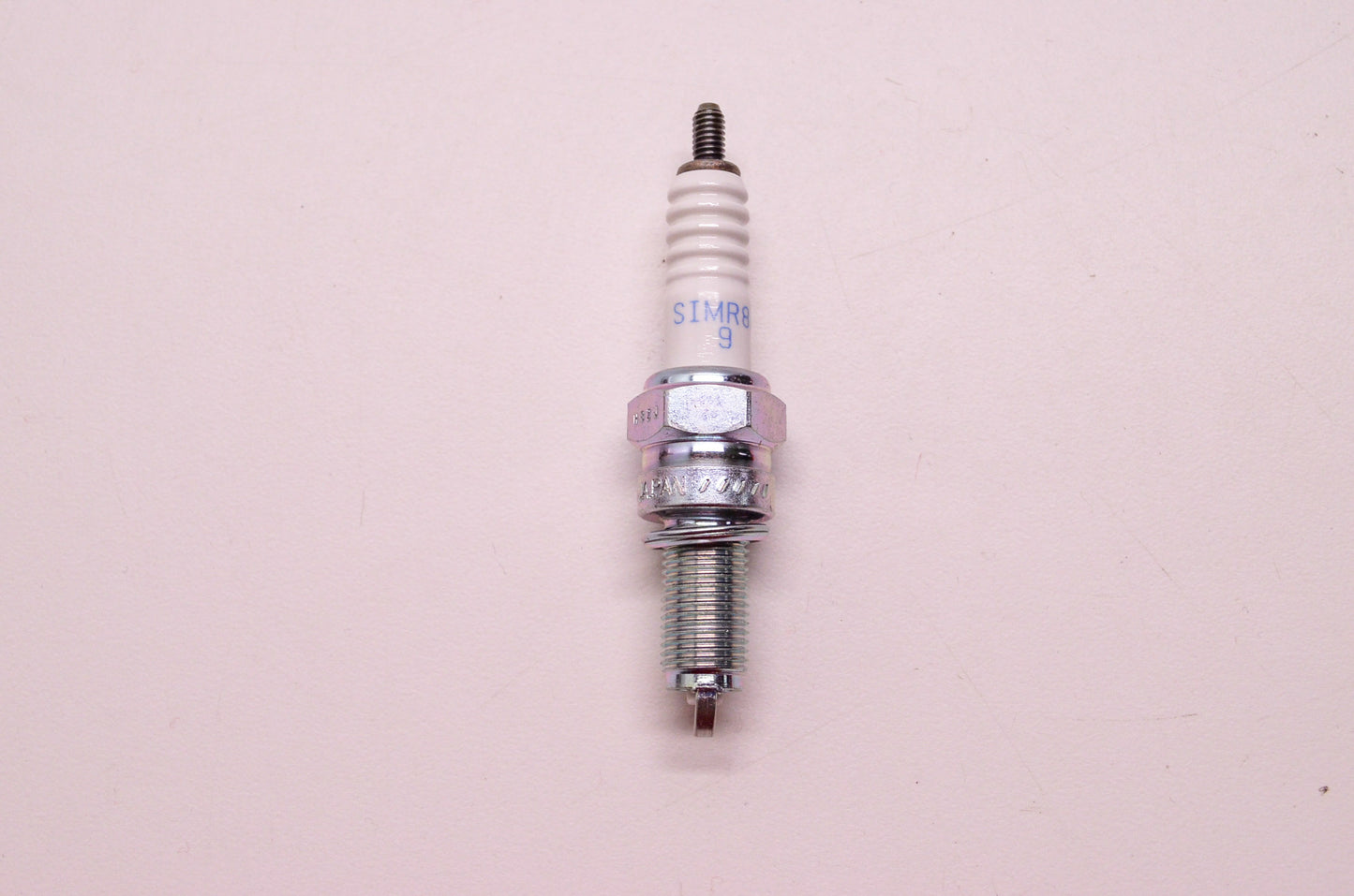 OEM Honda 31916-MEH-003, SIMR8A9 Spark Plug Ngk NOS