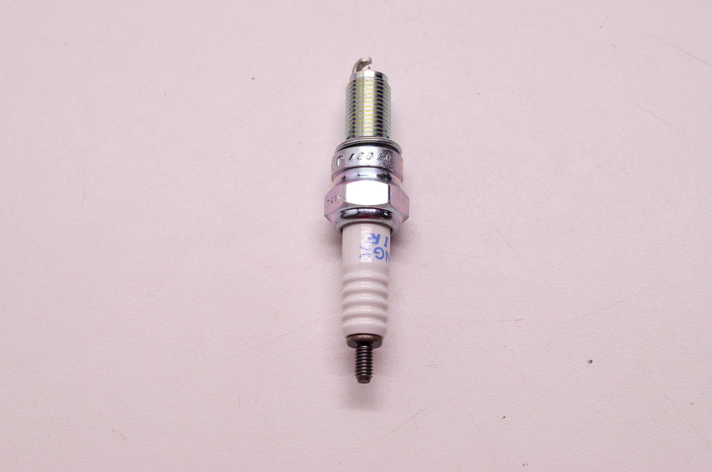 OEM Honda 31916-MEH-003, SIMR8A9 Spark Plug Ngk NOS