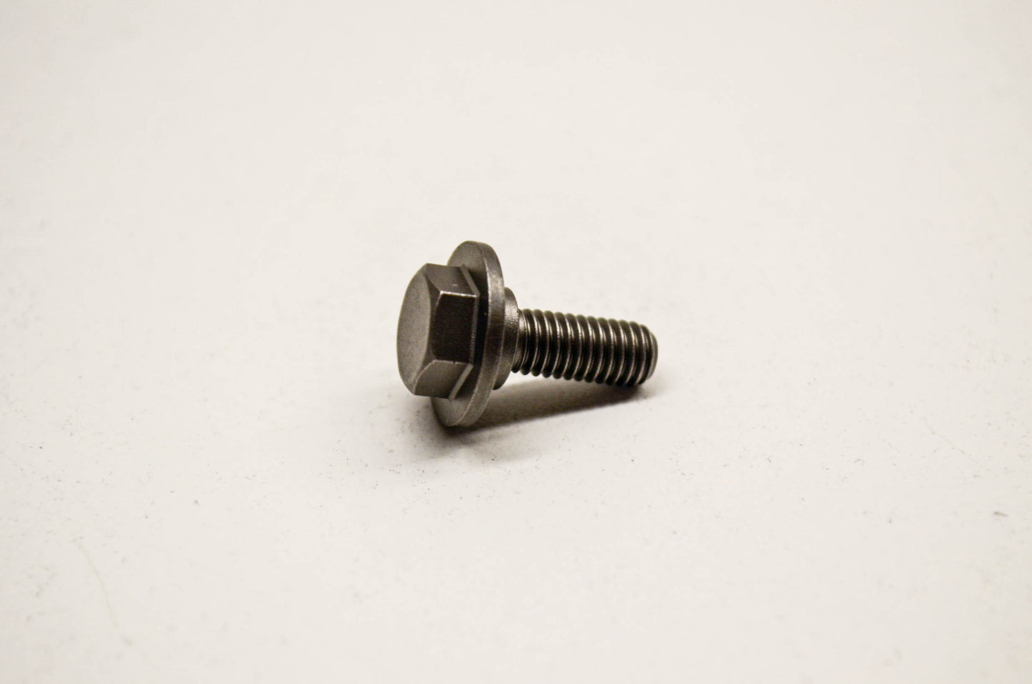 OEM Honda 90022-MG8-000 Pivot NOS