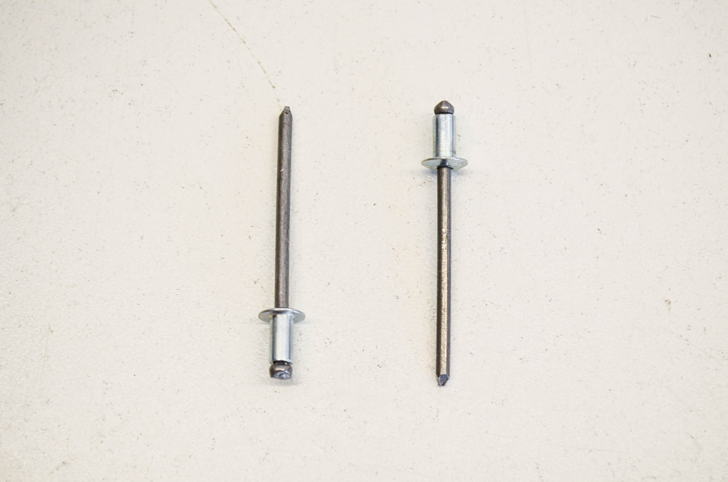 OEM Polaris 7621222 Rivet Qty 2 NOS