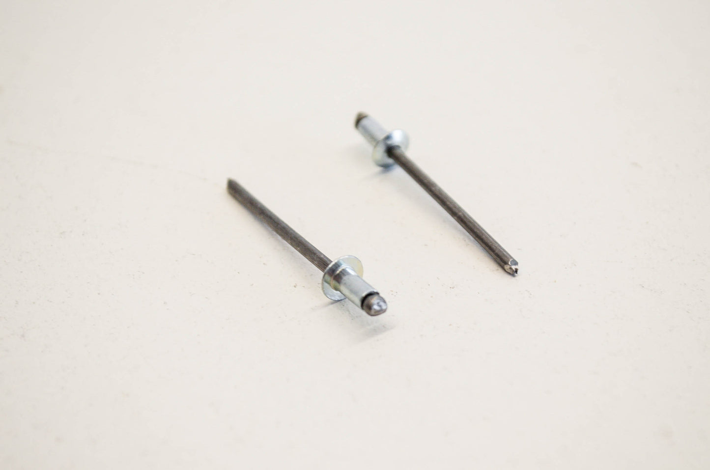 OEM Polaris 7621222 Rivet Qty 2 NOS