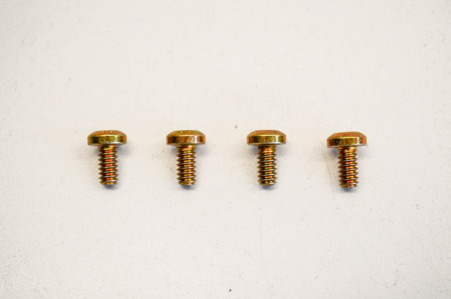 OEM Polaris 7516915 Screw Qty 4 NOS