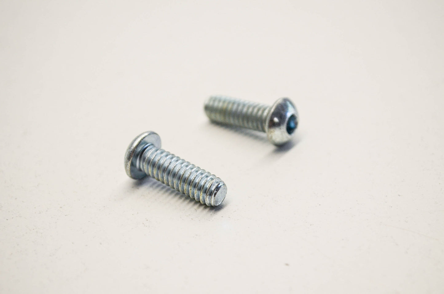 OEM Polaris 3233296 Screw Qty 2 NOS
