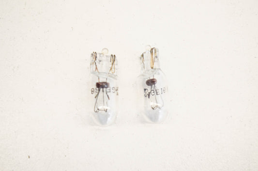 OEM Polaris 4030040 Taillight Bulb Qty 2 NOS