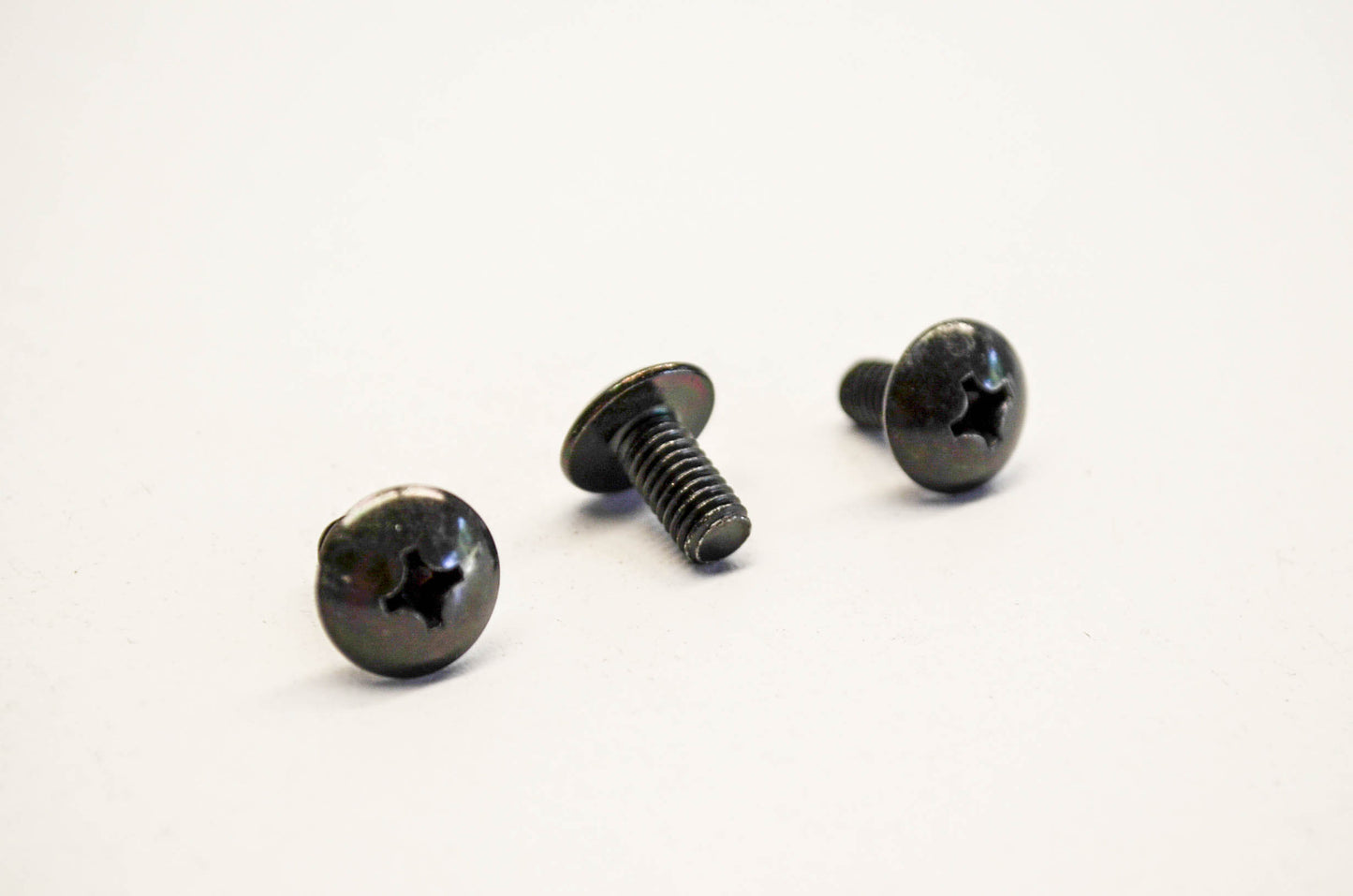 New Hyosung Screw QTY 3 NOS