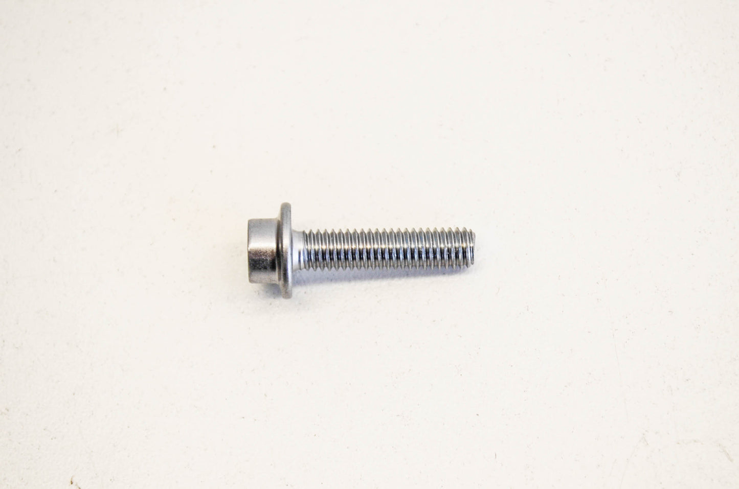 OEM Yamaha 90109-06015-00 Bolt NOS