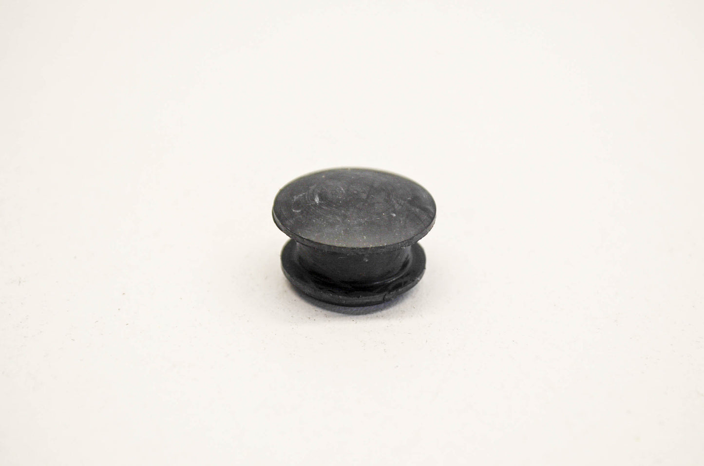 OEM Honda 90851-MCF-000 Air Duct Grommet NOS