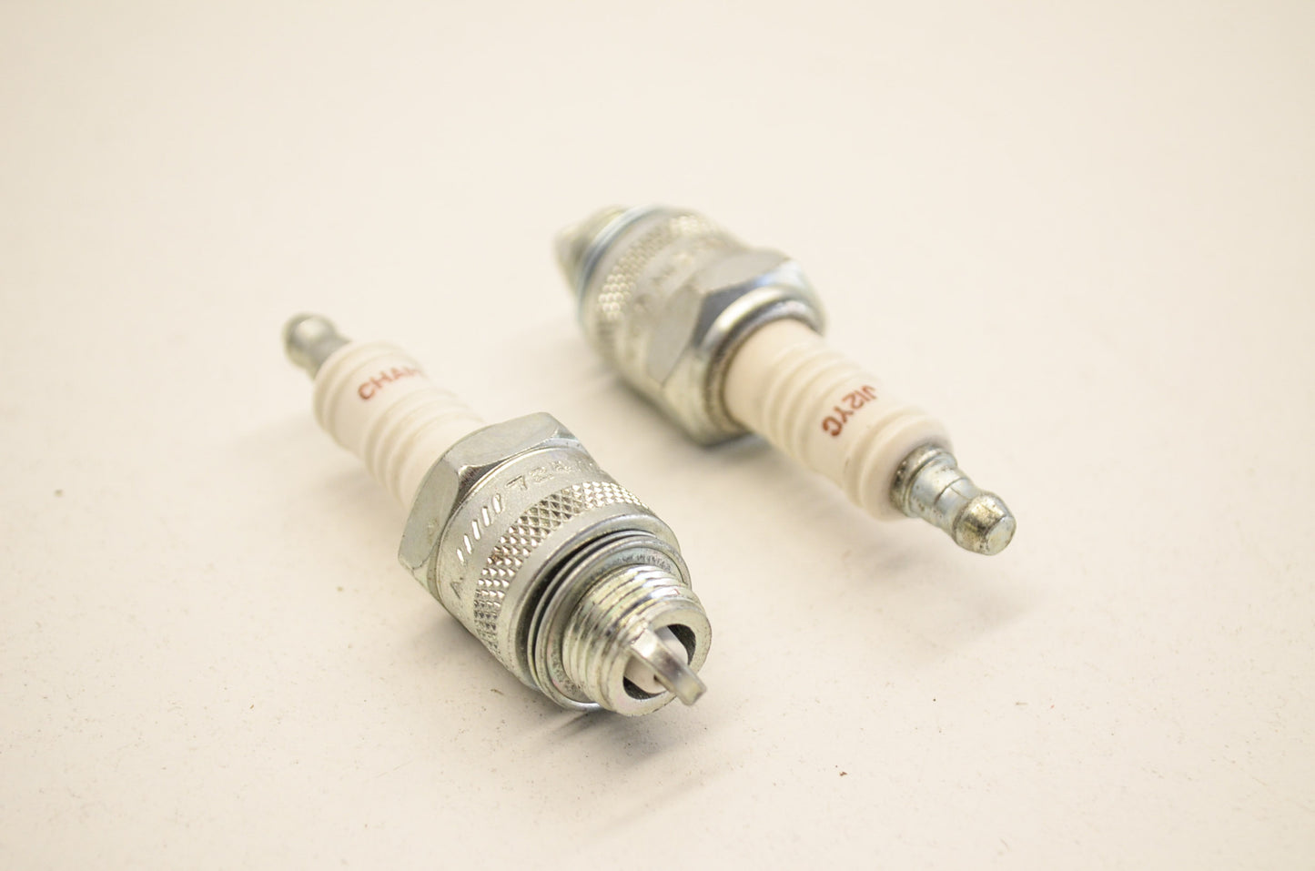 New Champion Spark Plugs QTY 2 NOS