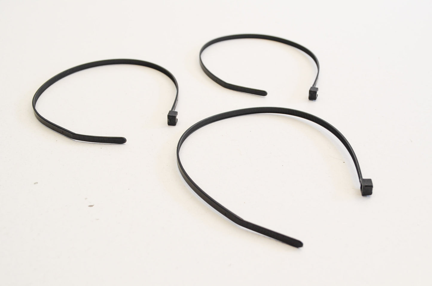 Strap Qty 3 NOS